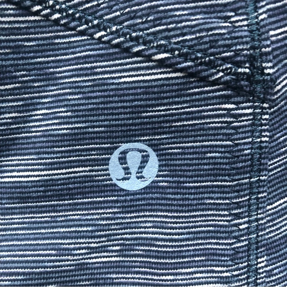 Lululemon Forme Jacket - Picture 13 of 16